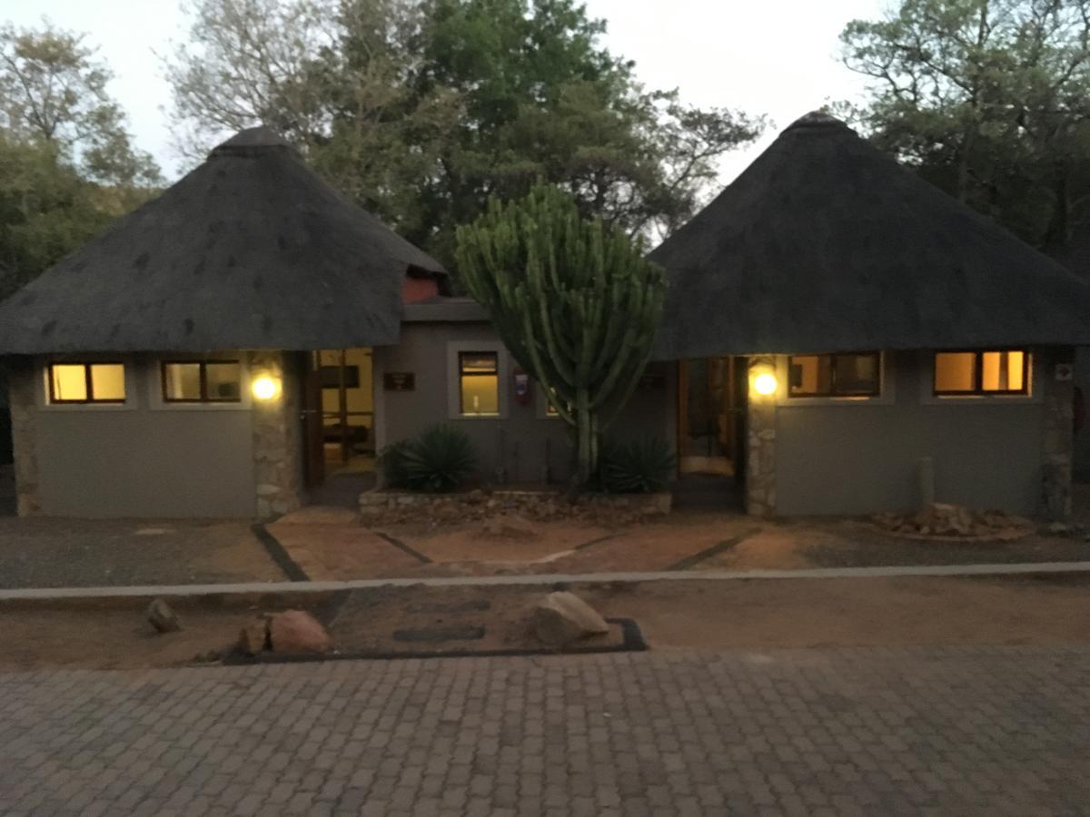 Mabalingwe Elephant Lodge Bela-Bela Exterior photo